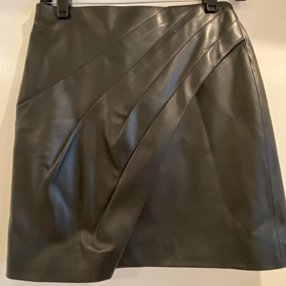 Alice & Olivia real leather skirt